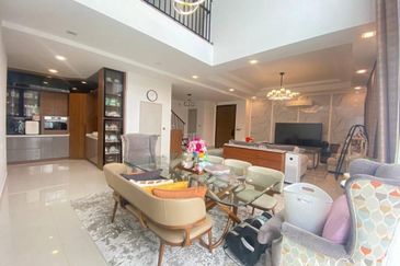 Lucent Residence @ twentyfive.7