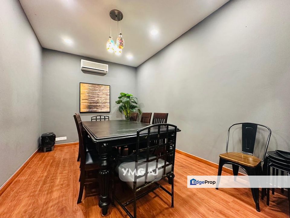 Taman Gembira Klang Single Storey Bungalow Renovated Good Condition, Selangor, Klang