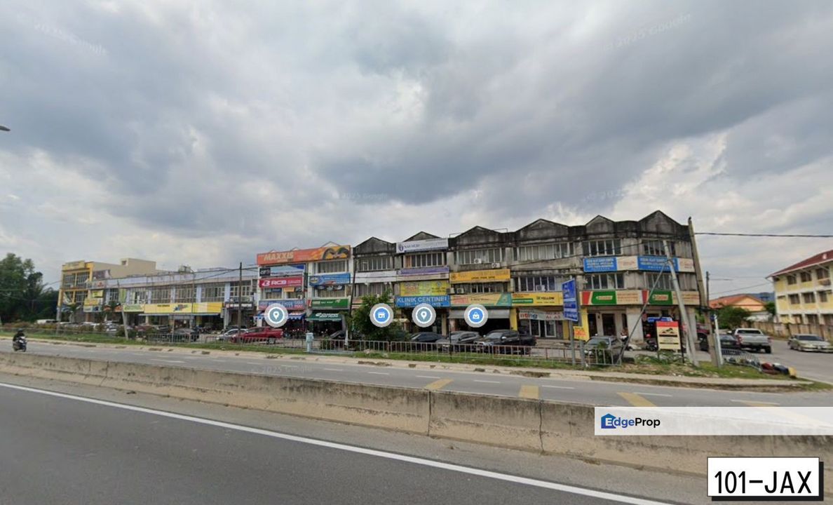 Pekan Meru Klang Nearby SMK Meru 3-Storey Shoplot Face Mainroad Super Value , Selangor, Klang