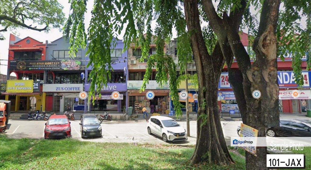 Meru Batu 6 Klang 3-Storey Shoplot Face Mainroad Good Condition , Selangor, Klang