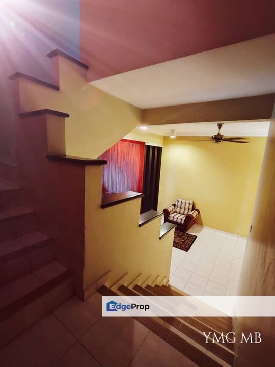 Bukit Tinggi 2 Klang 2-Storey Renovated Extended Good Condition , Selangor, Klang