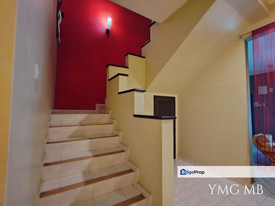 Bukit Tinggi 2 Klang 2-Storey Renovated Extended Good Condition , Selangor, Klang