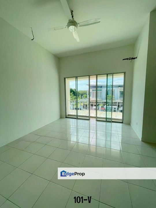 Chimes Bandar Rimbayu 2-Storey 22x75 Basic Unit Good Condition, Selangor, Telok Panglima Garang