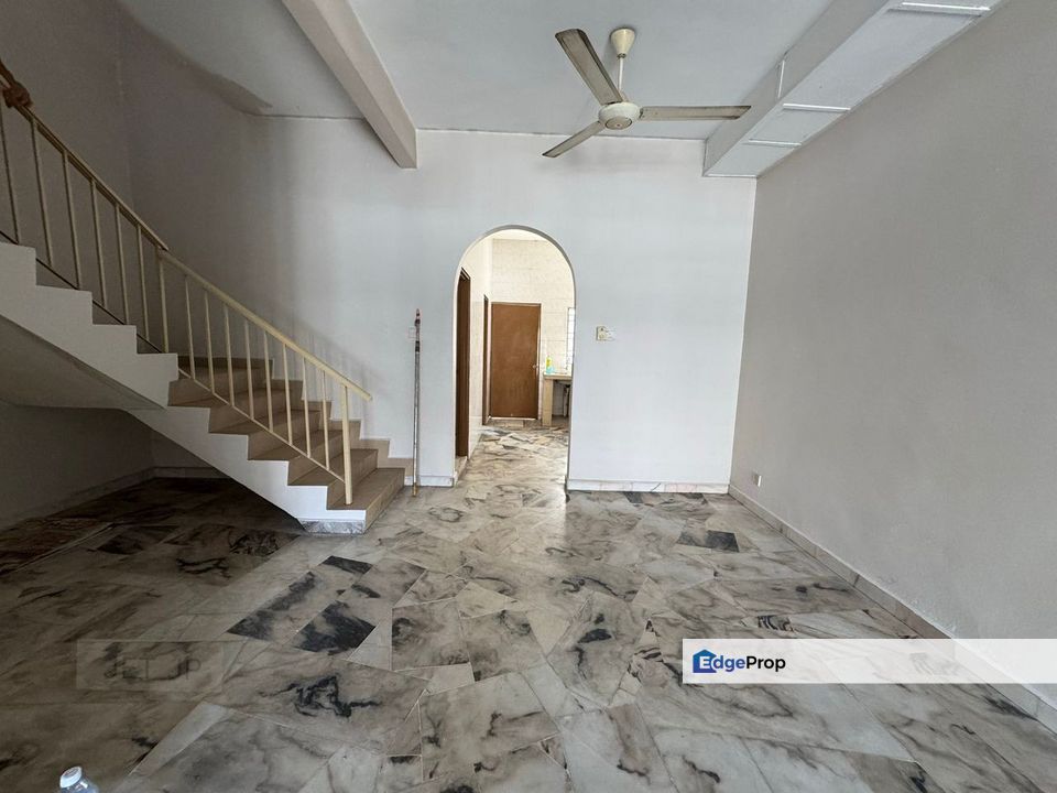 Laksamana Taman Sentosa 2-Storey 18x70 Good Condition Best Value, Selangor, Klang