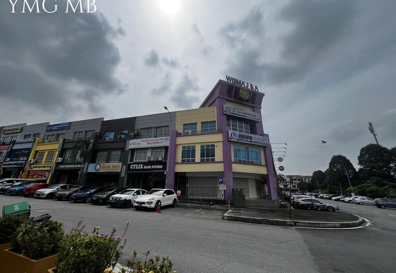 Bayu Tinggi Commercial Centre -Taipan