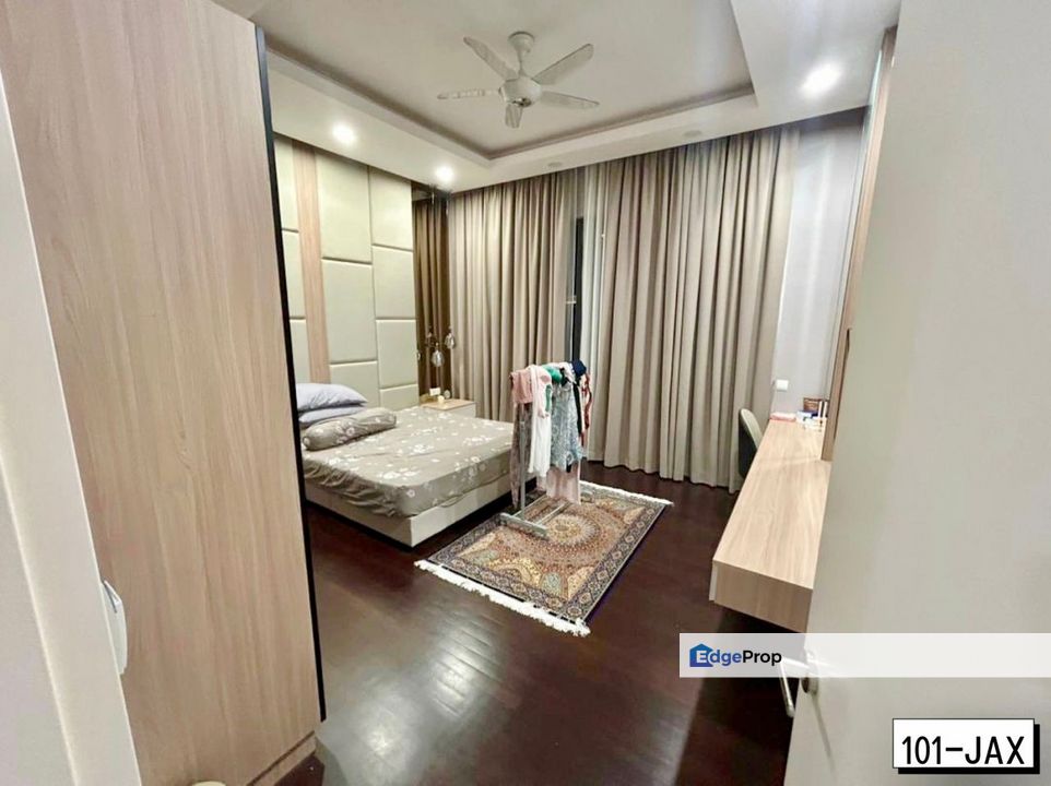 Aeres Eco Ardence Setia Alam 2-Storey Semi-D Renovated Furnished Ready Move In , Selangor, Shah Alam
