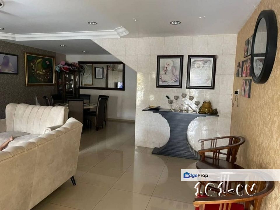 Tepi Sungai Klang 2-Storey 20x93 Renovated Extended Good Condition , Selangor, Klang