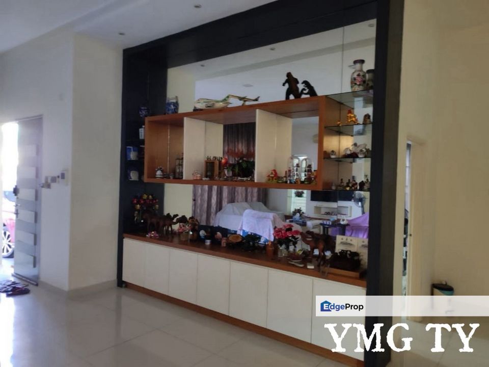 Sky Villas @ Taman Palm Grove Bungalow Ready Move In Good Condition, Selangor, Klang