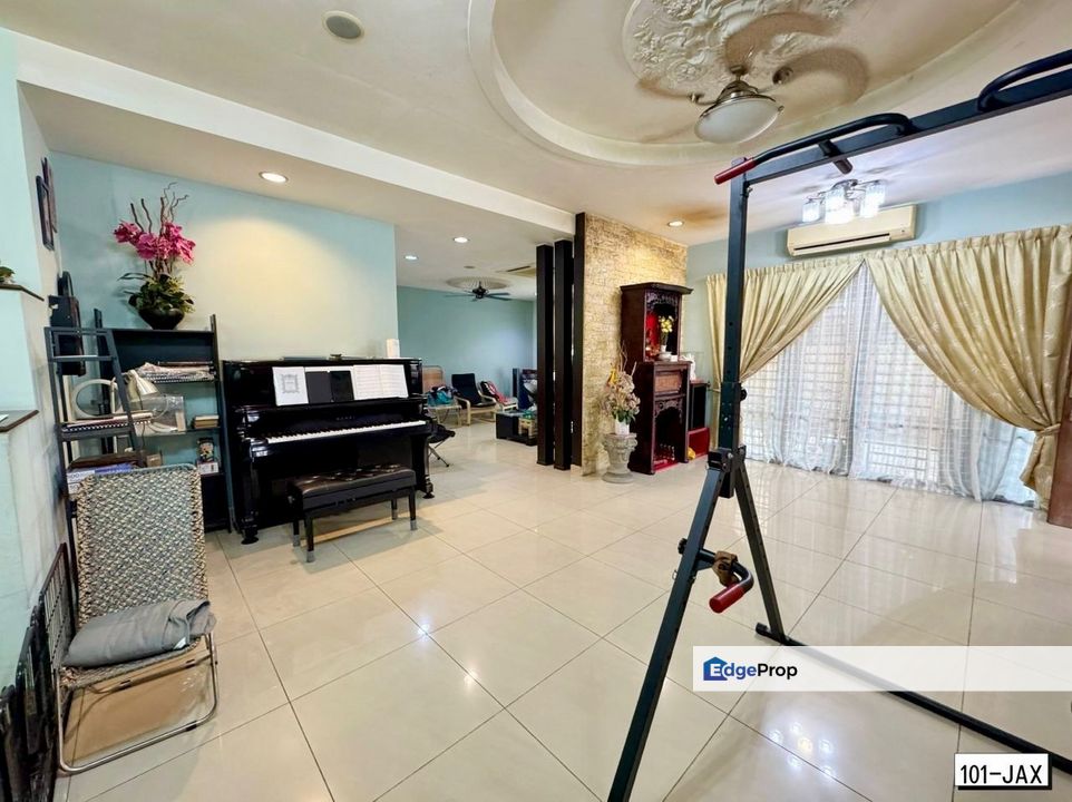 Bandar Bukit Tinggi Klang 2-Storey Semi-D 40x80 Renovated Good Condition , Selangor, Bandar Botanic/Bandar Bukit Tinggi