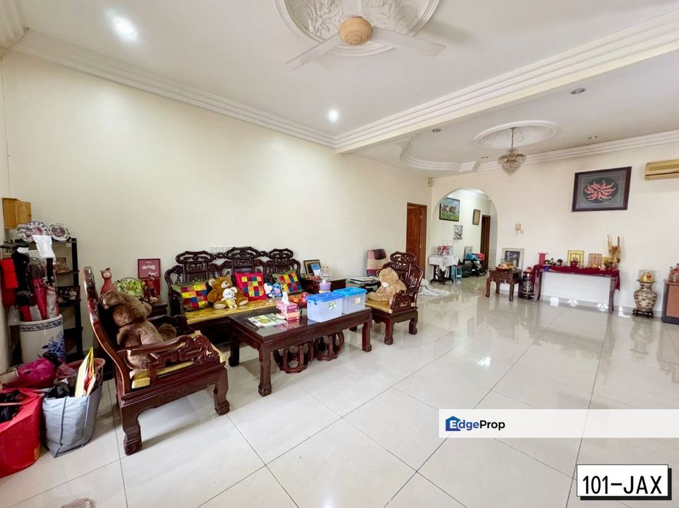 Johan Setia Klang Single Storey Bungalow Renovated Extended Best Buy, Selangor, Klang