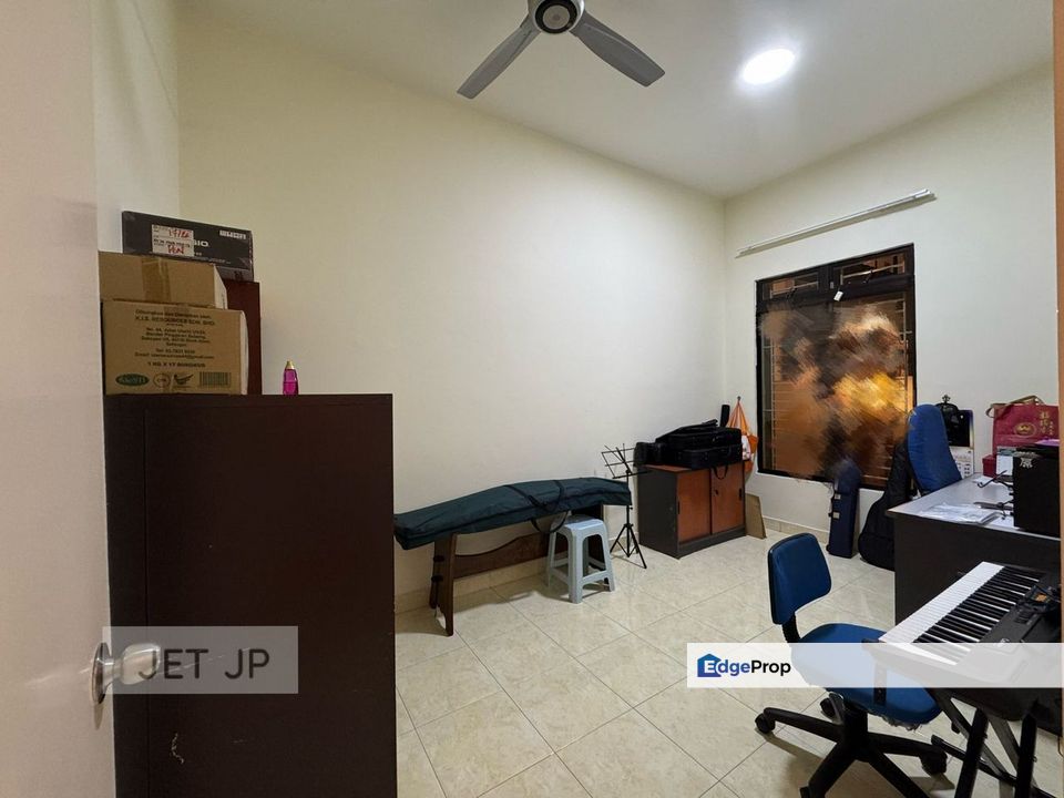 Bandar Parkland 2-Storey Semi-D Renovated Furnished Ready Move In Good Condition, Selangor, Klang