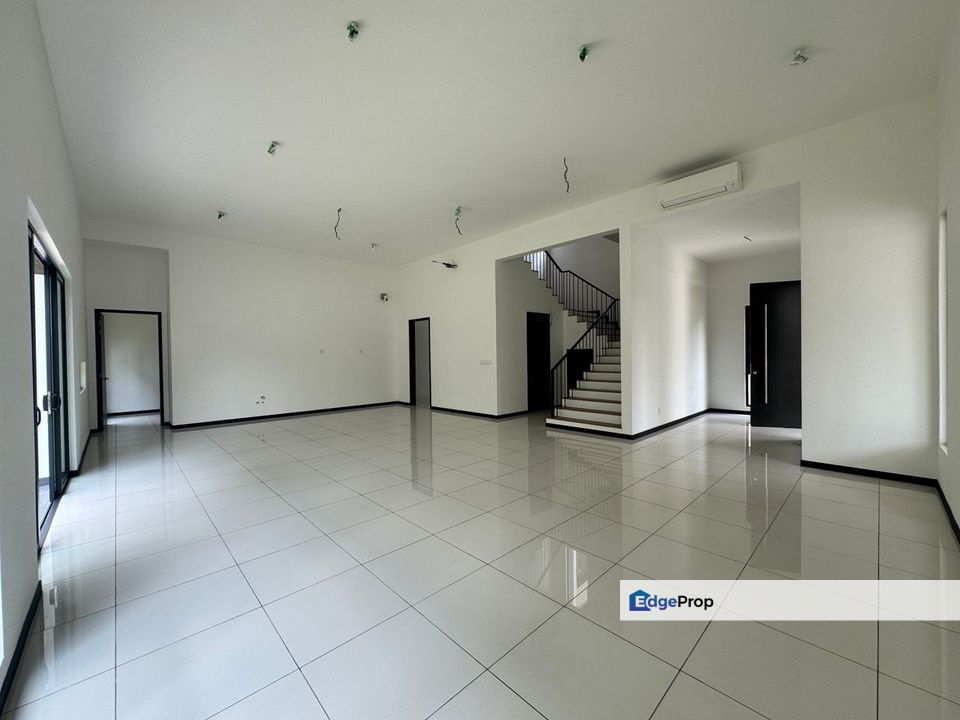 Hana Tropicana Aman 2Storey Semi-D Basic Unit Good Condition, Selangor, Telok Panglima Garang