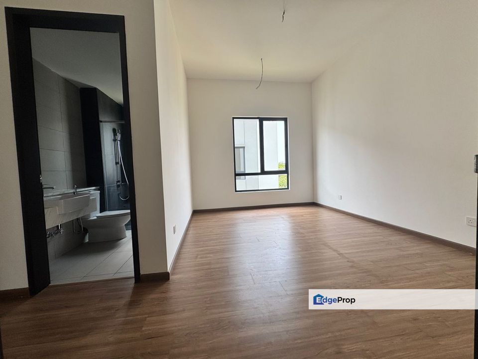 Hana Tropicana Aman 2Storey Semi-D Basic Unit Good Condition, Selangor, Telok Panglima Garang