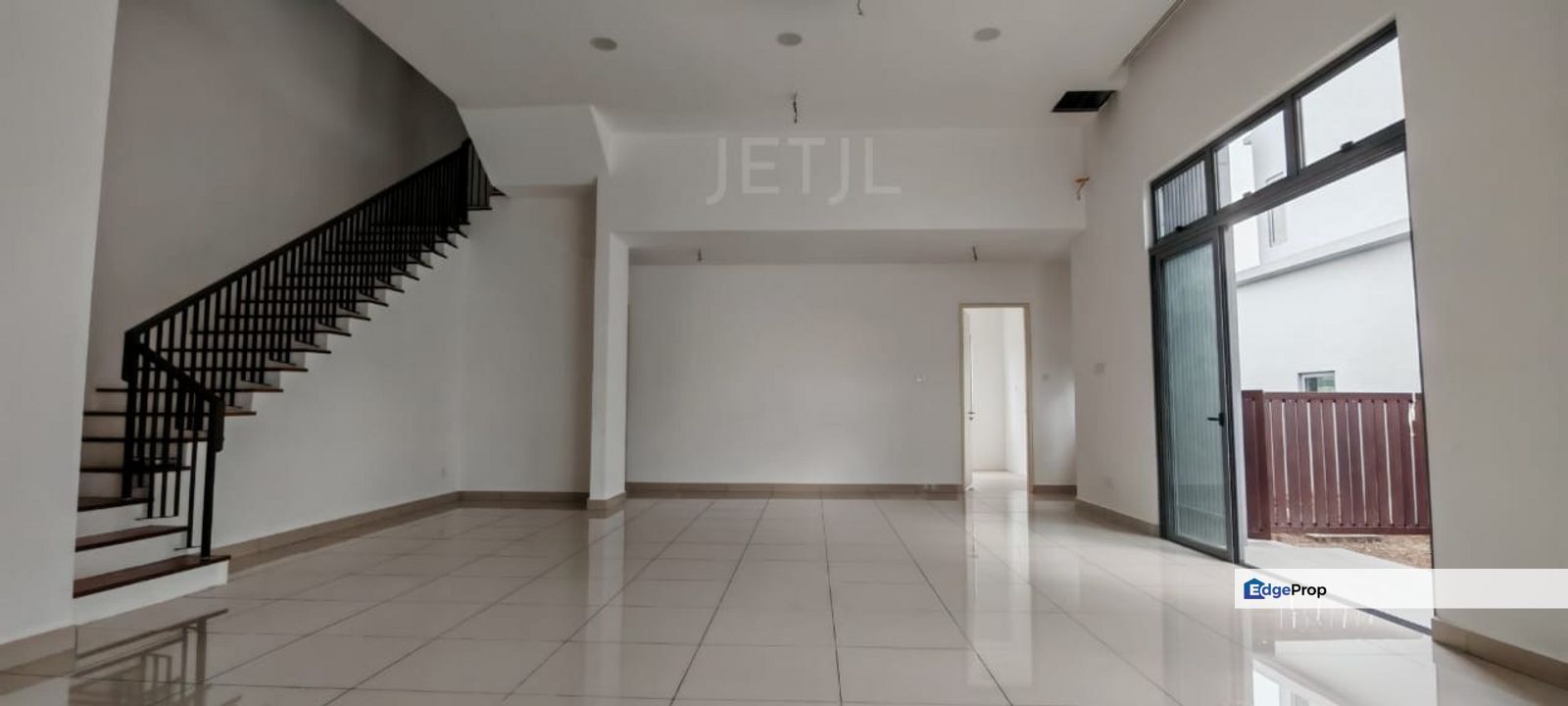 Broadleaf Residences @ Kota Kemuning 3-Storey Semi-D Basic Unit, Selangor, Kota Kemuning