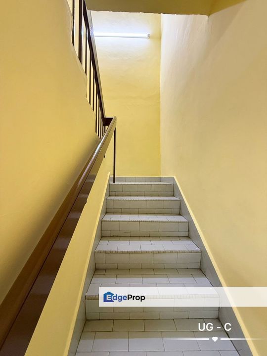 Meru Klang（Near Klang Parade) 2-Storey Extended Good Condition, Selangor, Klang