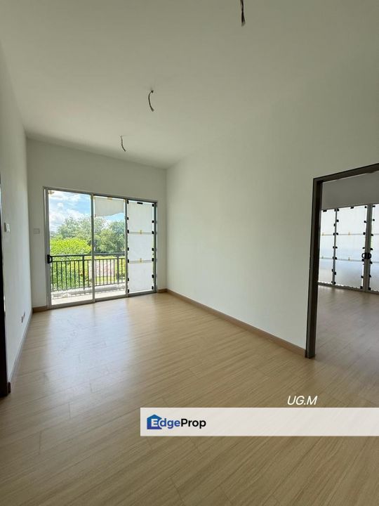 Aralia Kota Bayuemas 2-Storey Endlot Brand New Basic Unit Good Condition, Selangor, Klang