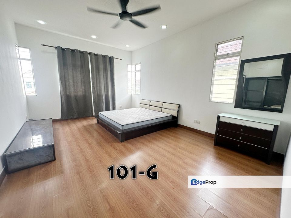 Aman Perdana Klang 2-Storey Bungalow Renovated Good Condition, Selangor, Klang