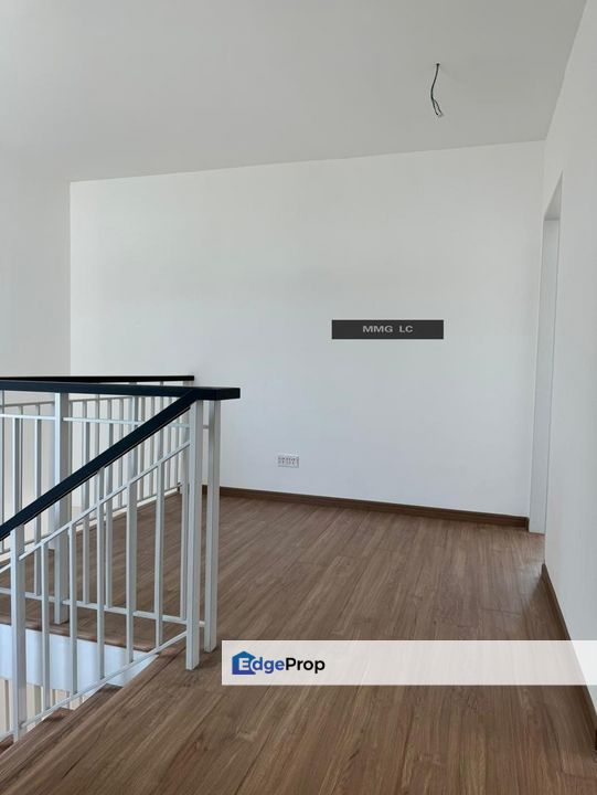 Taman Seri Residensi Sungai Kapar 2-Storey Bungalow Basic Unit Good Condition, Selangor, Kapar 