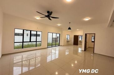 Bywater Homes Type Auritum Setia Utama 3