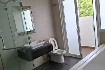 Persiaran Setia Duta