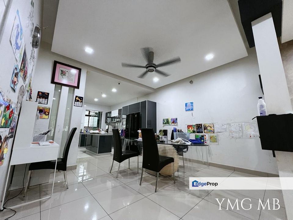 Ambang Botanic 2 Klang Lake View 2-Storey 24x75 Renovated Good Condition , Selangor, Port Klang