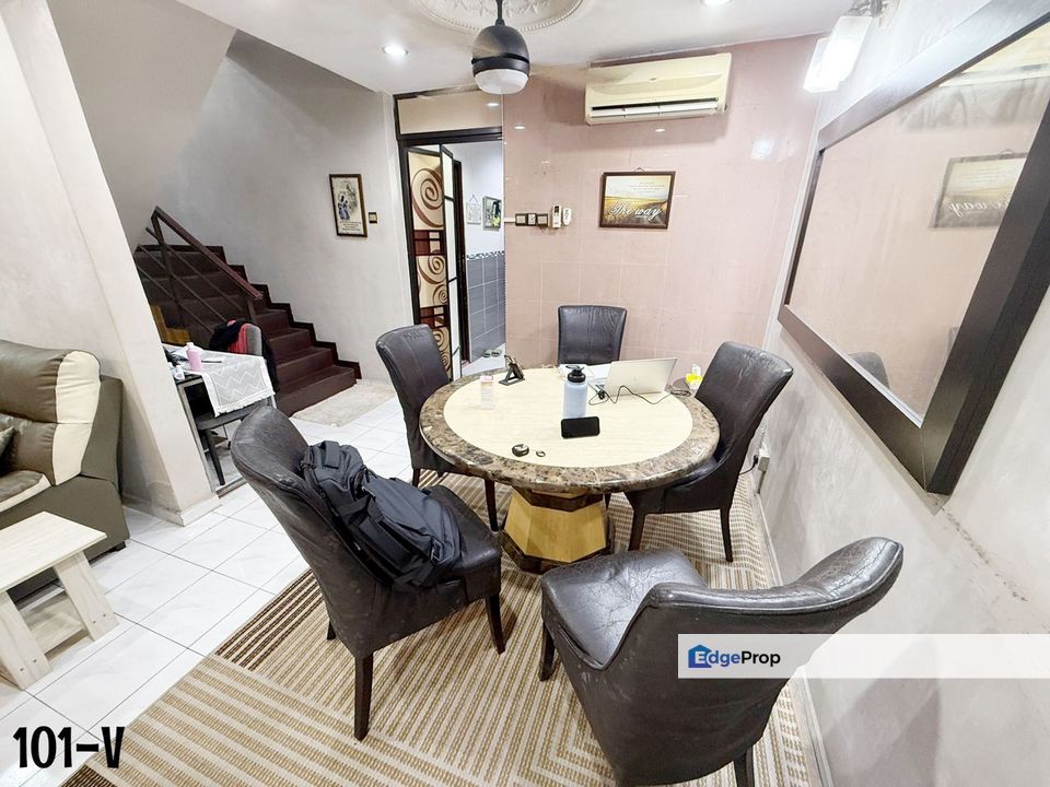 Taman Teluk Gedung Indah 2-Storey 20x60 Renovated Extended Good Condition , Selangor, Port Klang