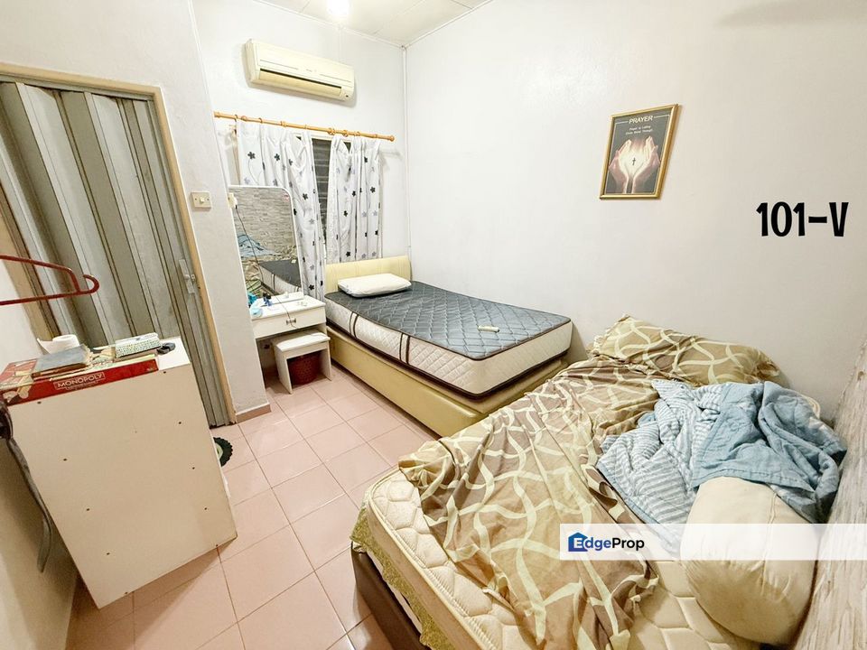 Taman Teluk Gedung Indah 2-Storey 20x60 Renovated Extended Good Condition , Selangor, Port Klang