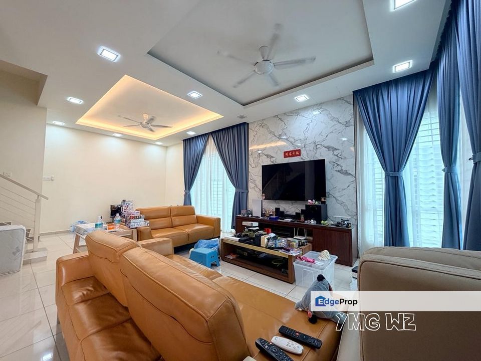 Batu Belah Klang 2 Storey Semi-D 35x80 Renovated Good Condition Super Value , Selangor, Klang