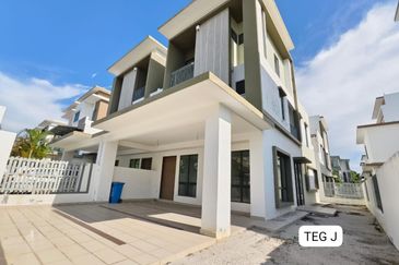 Setia Alam Setia Utama 1