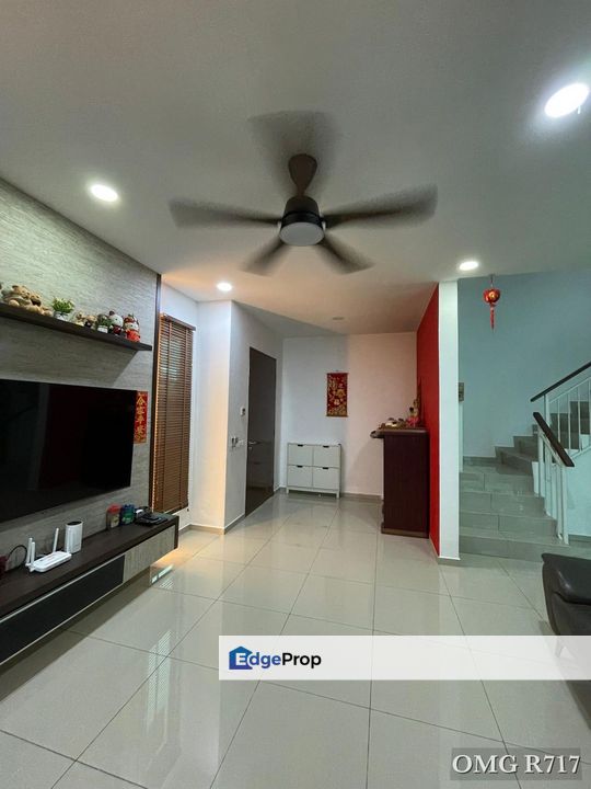 Setia Utama 1 Setia Alam 3-Storey Semi-D Renovated Furnished Good Condition, Selangor, Shah Alam