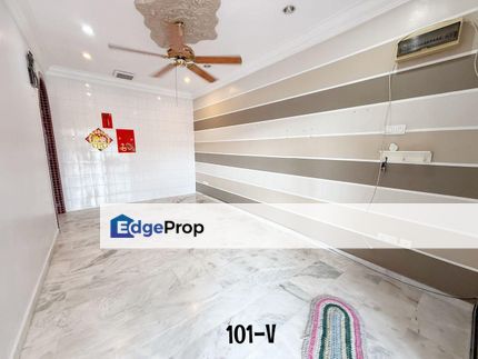 Pekan Meru Klang 1-Storey Renovated Extended Ready Move In Good Condition , Selangor, Klang