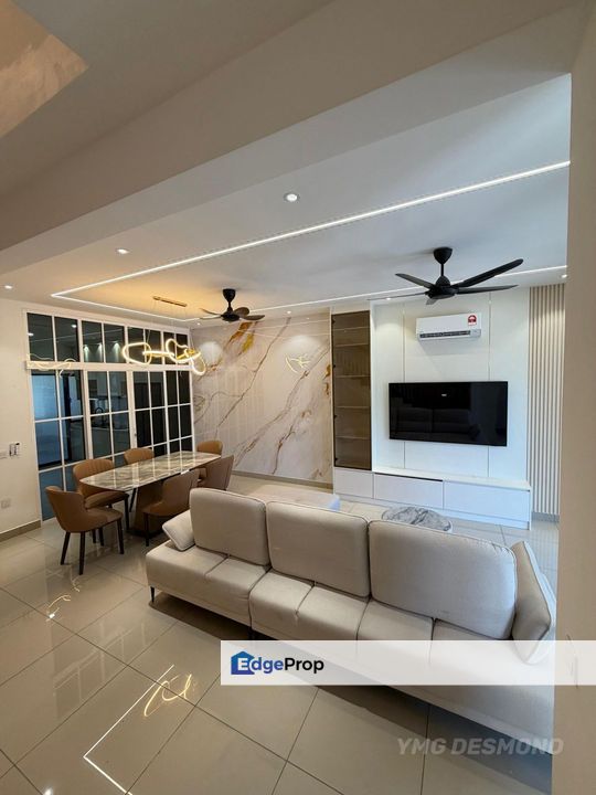 Lyra Bandar Bukit Raja 2-Storey 20x75 Renovated TipTop Condition Ready Move In , Selangor, Klang