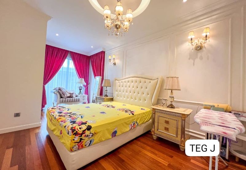 Duta Villa, Setia Alam