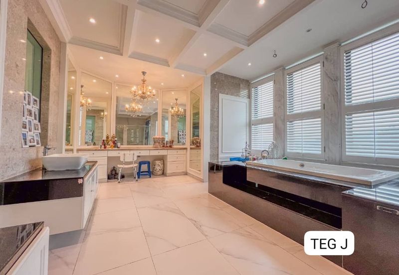 Duta Villa, Setia Alam