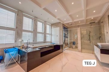 Duta Villa, Setia Alam