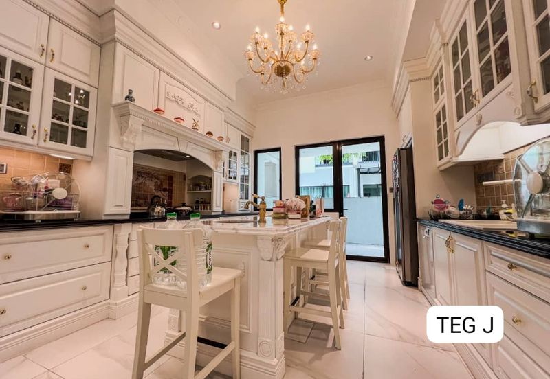 Duta Villa, Setia Alam