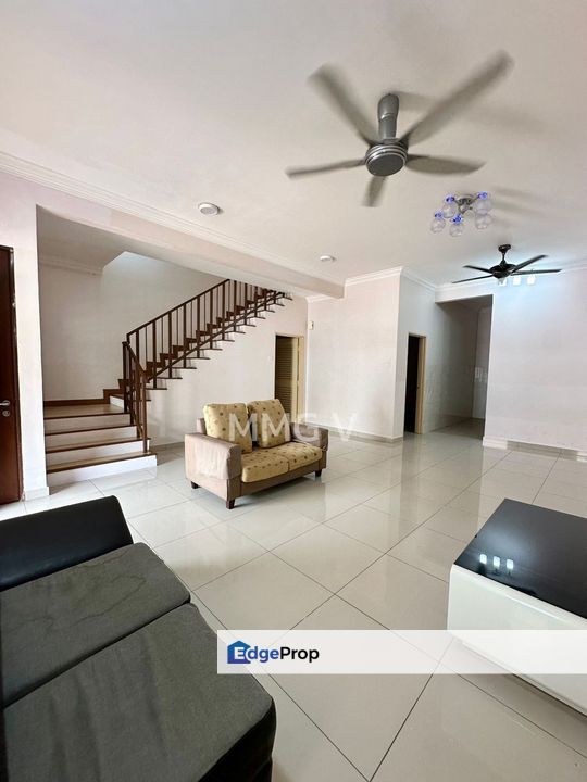 Kota Bayuemas Klang 2-Storey 22x70 Renovated Extended Good Condition , Selangor, Klang