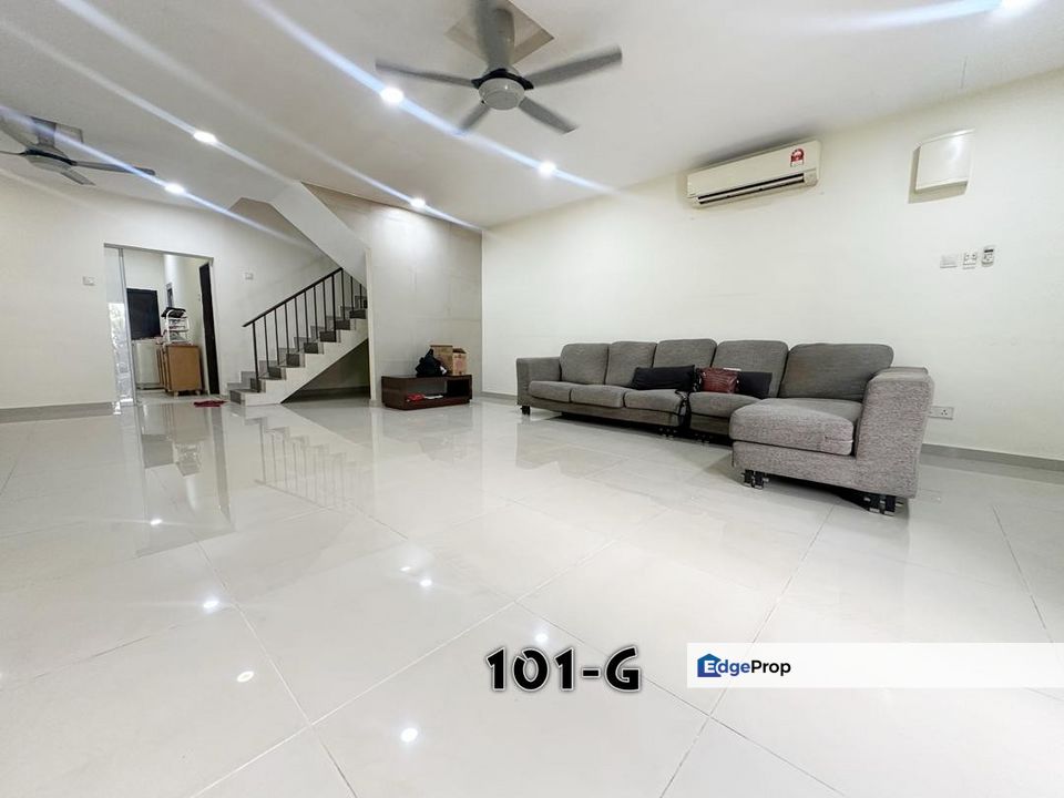 Batu Belah Klang 2-Storey 20x70 Renovated Extended Good Condition , Selangor, Klang