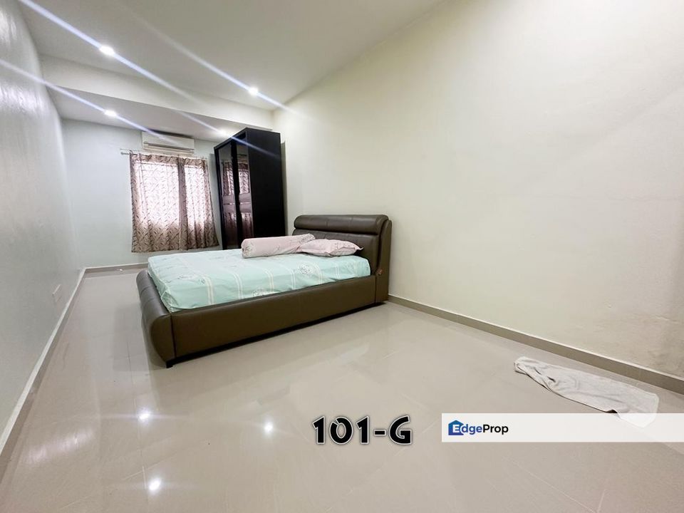 Batu Belah Klang 2-Storey 20x70 Renovated Extended Good Condition , Selangor, Klang