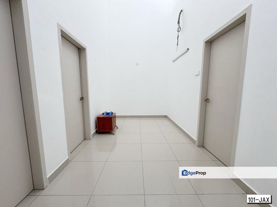 Amverton Links Near NSK Sentosa Klang 2-Storey Renovated Extended Good Condition , Selangor, Klang