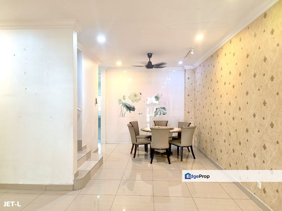 Batu Belah Klang Jalan Sentosa 2.5-Storey Renovated Good Condition , Selangor, Klang