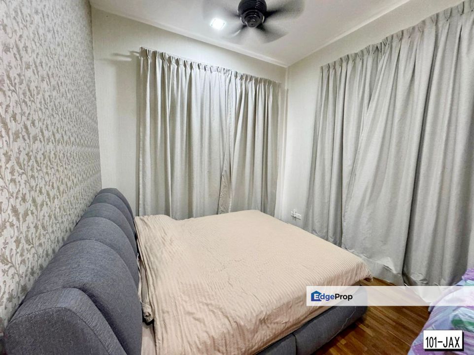 Aeres Eco Ardence 2-Storey Endlot Pavilion Home Renovated Extended Good Condition, Selangor, Shah Alam