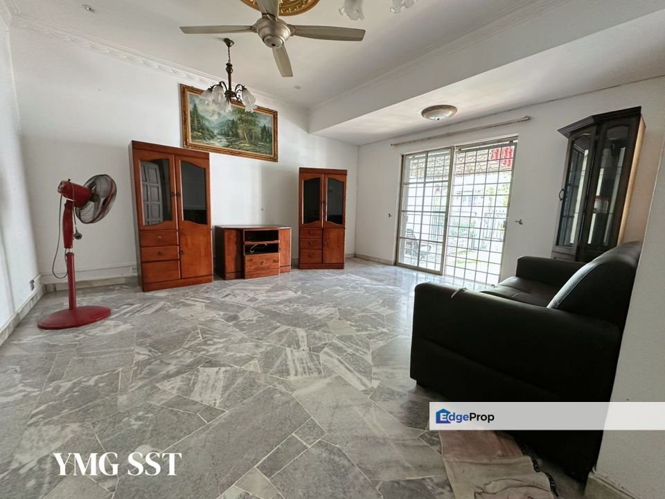 Puchong Bandar Kinrara 3 @ 2-Storey 22x75 Basic Unit Good Condition , Selangor, Bandar Kinrara Puchong