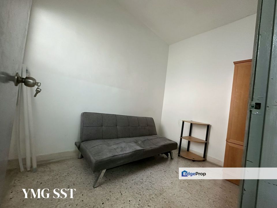 Puchong Bandar Kinrara 3 @ 2-Storey 22x75 Basic Unit Good Condition , Selangor, Bandar Kinrara Puchong