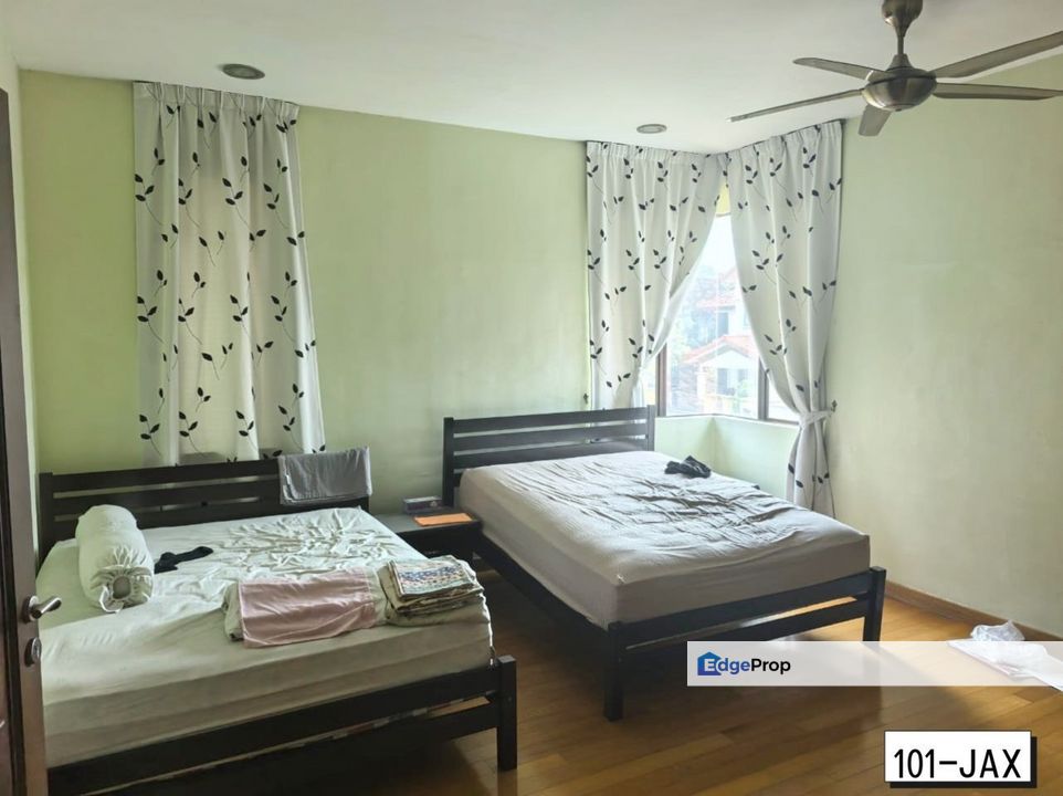 Aman Perdana Klang 2-Storey Bungalow Extended Furnished Ready Move In , Selangor, Klang