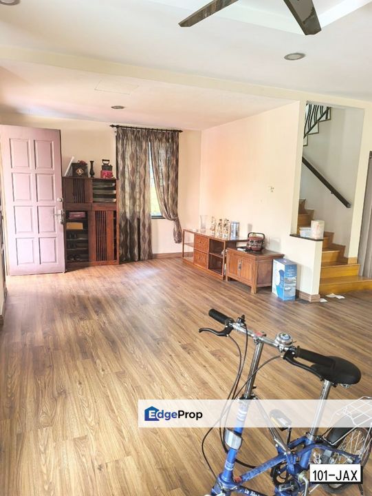 Aman Perdana Klang 2-Storey Bungalow Extended Furnished Ready Move In , Selangor, Klang