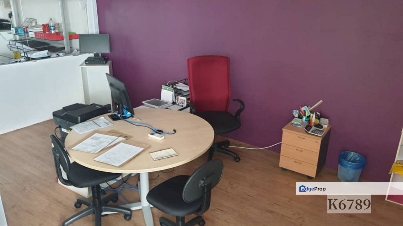 Centro Mall Office Lot Fully Furnished Ready Move In, Selangor, Klang
