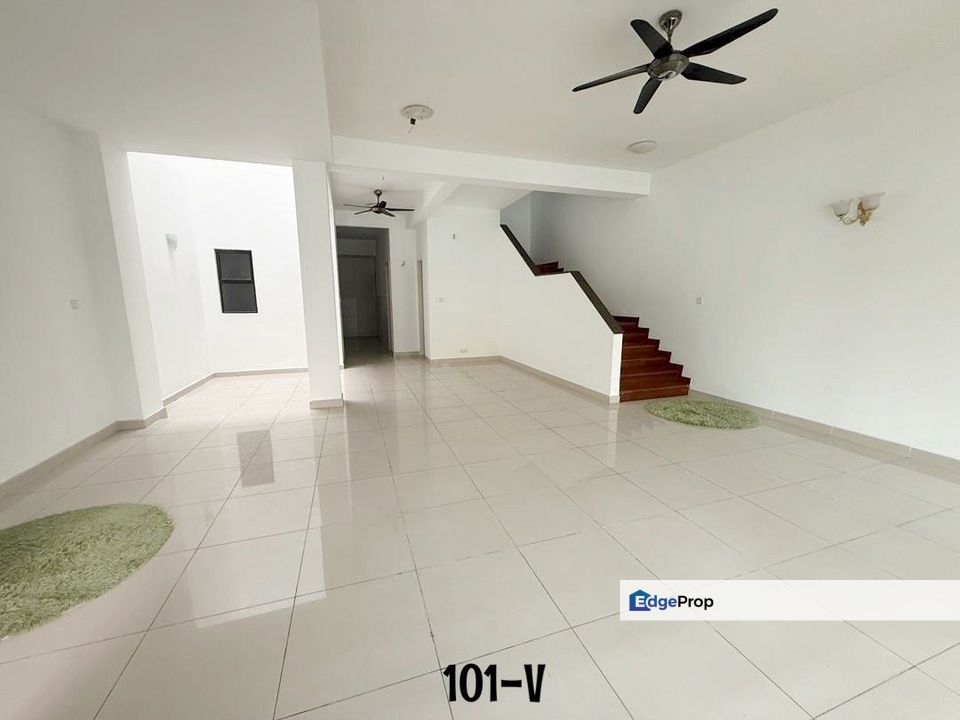 Pentas 2 Alam Impian 2-Storey 25x85 Basic Unit Good Condition , Selangor, Shah Alam