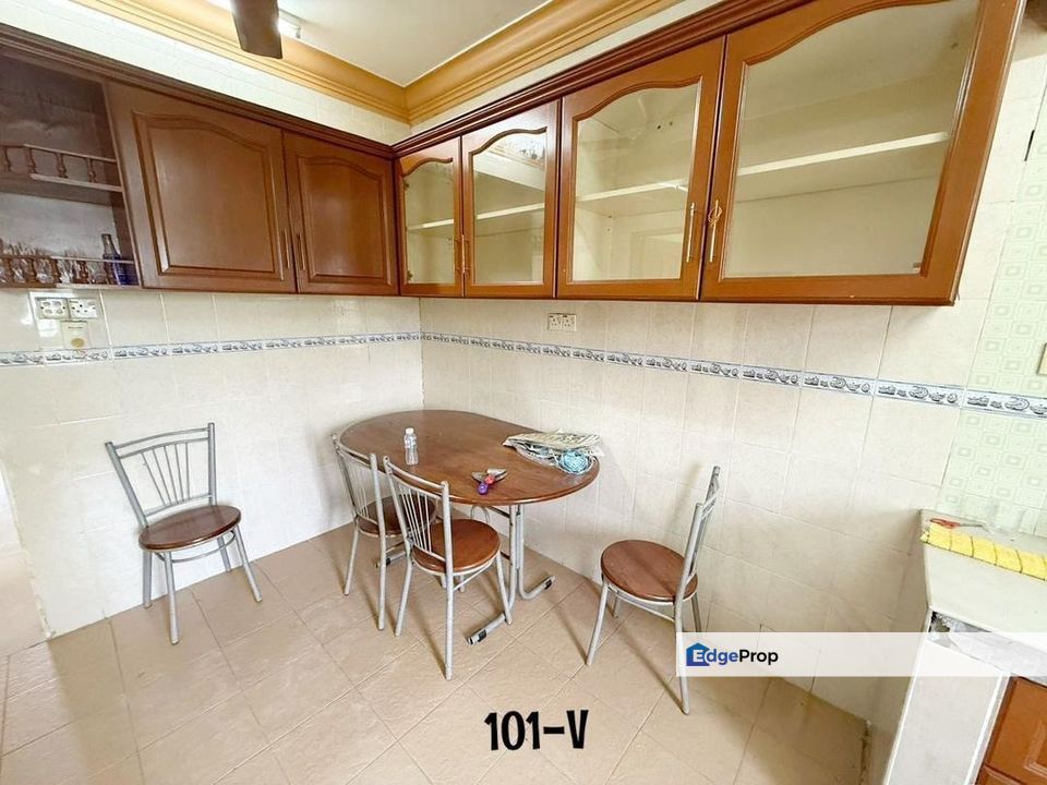 Taman Pendamar Indah 1-Storey Renovated Extended Good Condition, Selangor, Port Klang