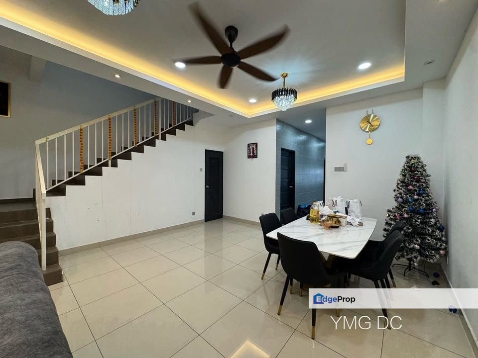 Taman Sentosa Klang 2-Storey 20x75 Renovated TipTop Condition , Selangor, Klang